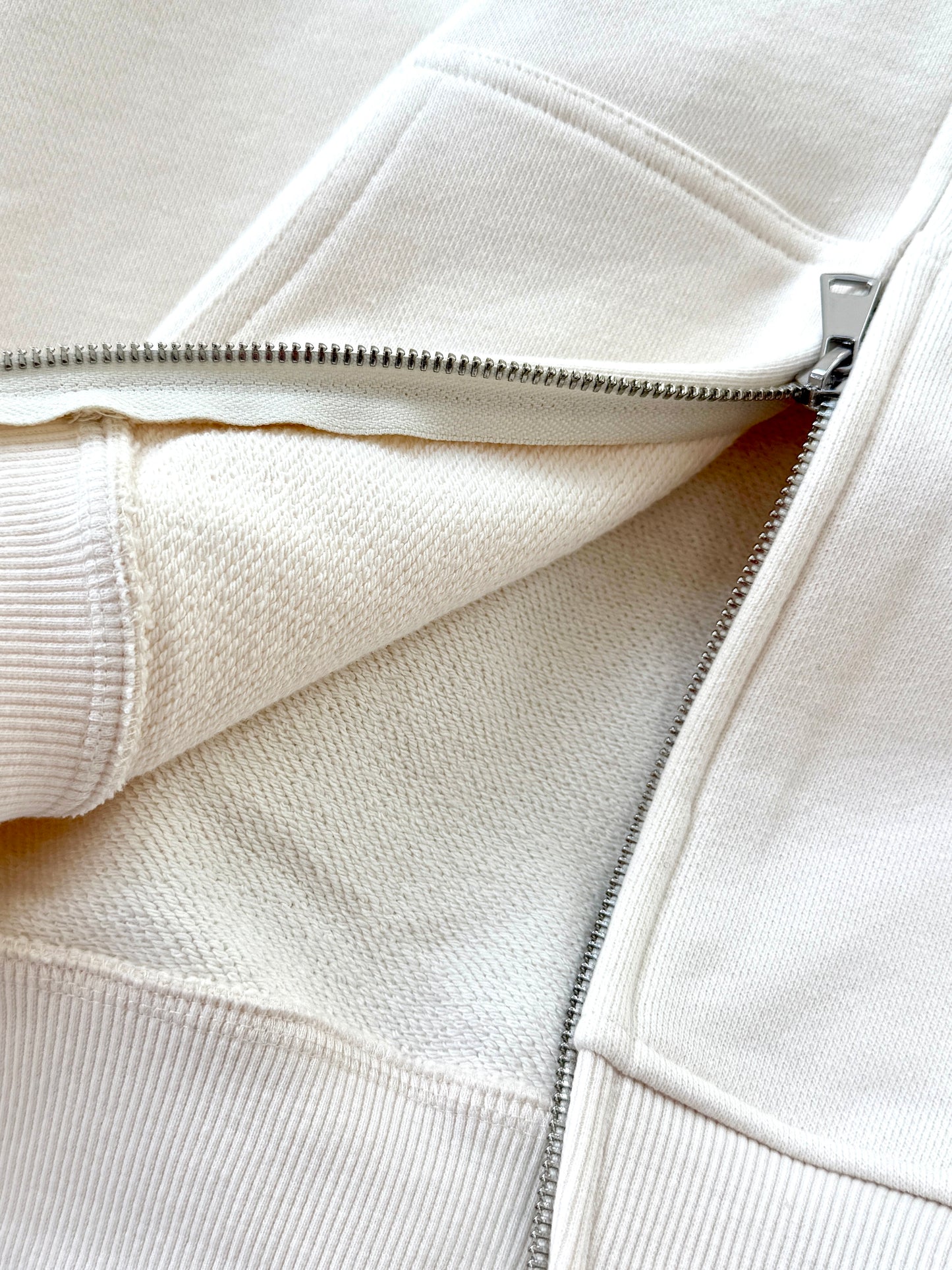 EMBROIDERED ZIP HOODIE BEIGE