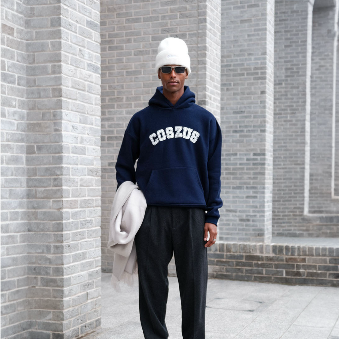 LOGO HOODIE