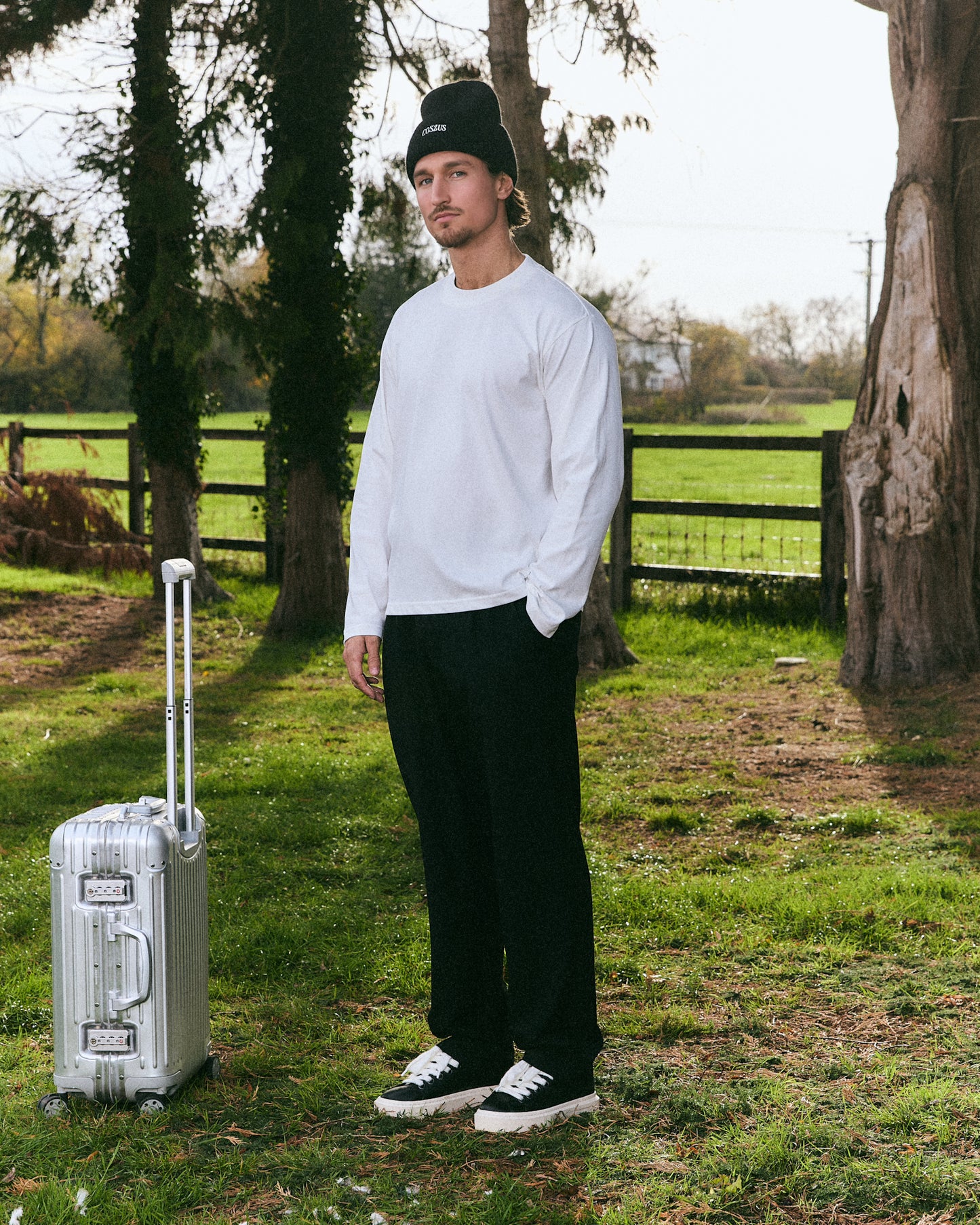 ESSENTIAL LONG SLEEVE