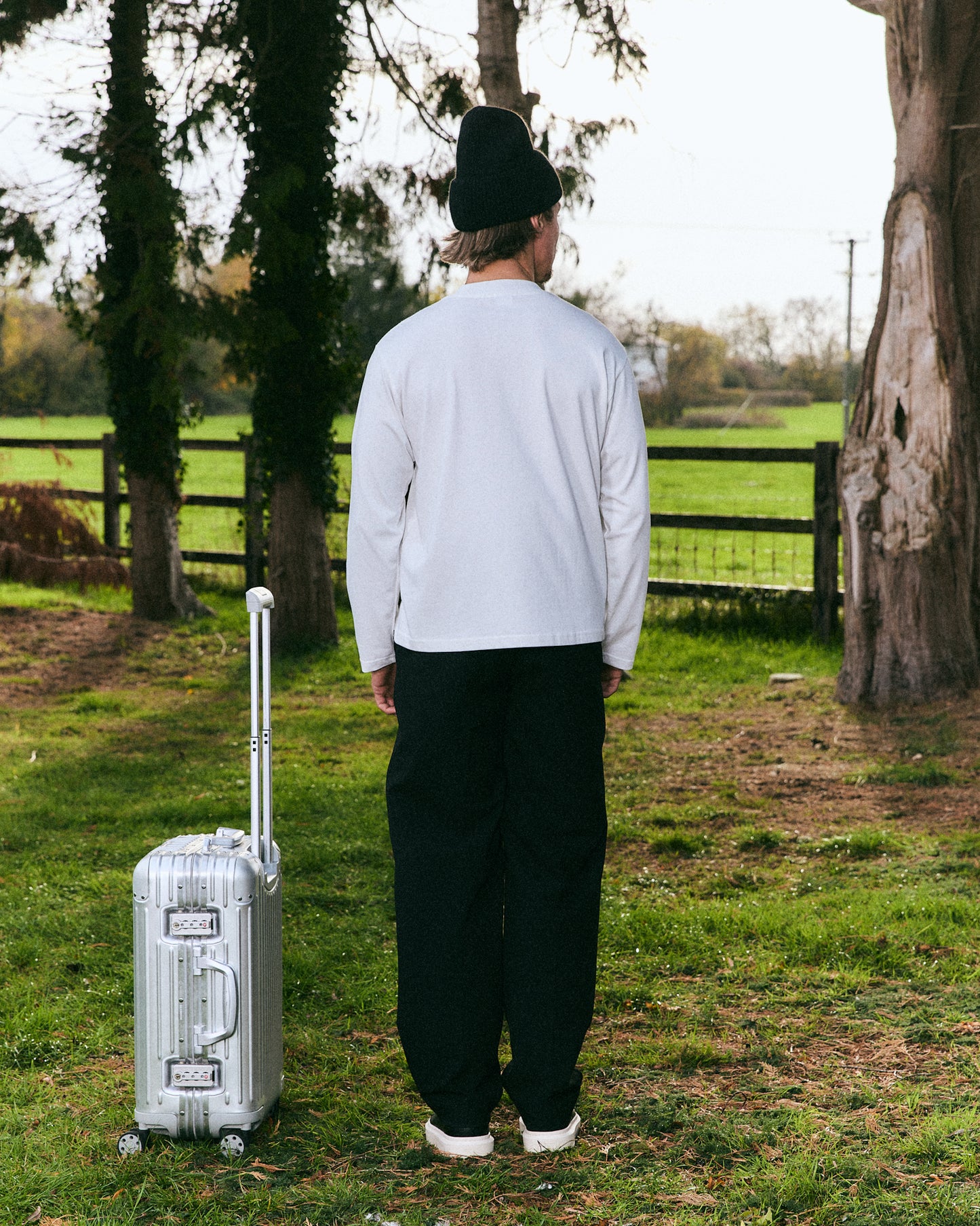 ESSENTIAL LONG SLEEVE